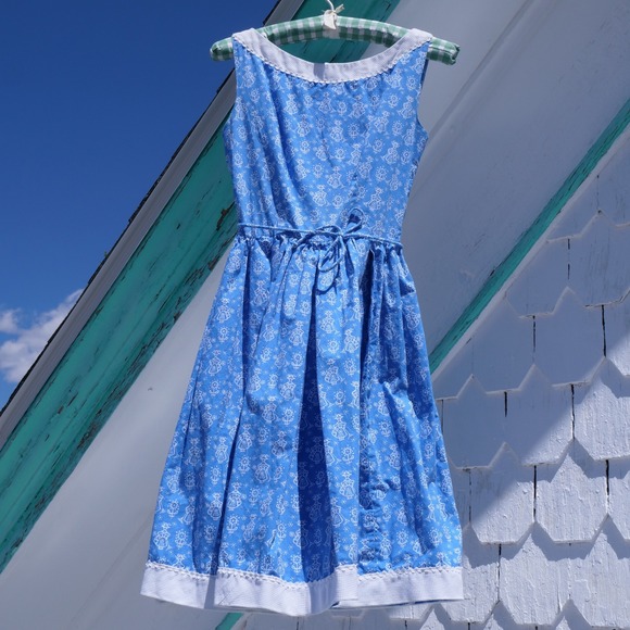 Lanz Of Salzburg Dresses & Skirts - The cutest vintage 1950s/60s cotton garden lady novelty print fit & flare dress